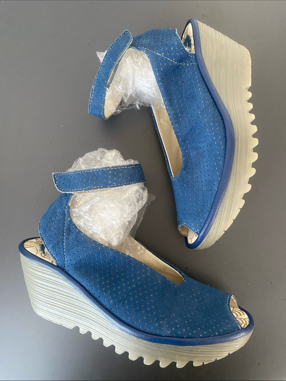 Fly London Yala Wedge Sandals Ankle Strap Sz 38 / 7-7.5 Edgy Punk Street Chic